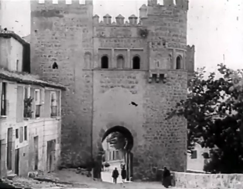 Vistas de Toledo en los años veinte del pasado siglo.