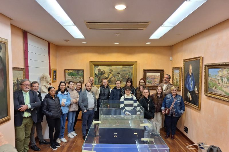 La Real Academia recibe la visita de un grupo de alumnos del Master de Patrimonio de la UCLM