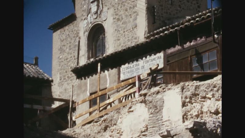 Construcción en el solar del antiguo convento de San Miguel de los Ángeles en 1968.