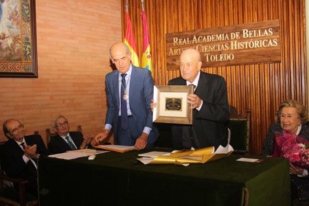 La Real Academia toledana celebra los 50 años como académico numerario del arquitecto Guillermo Santacruz